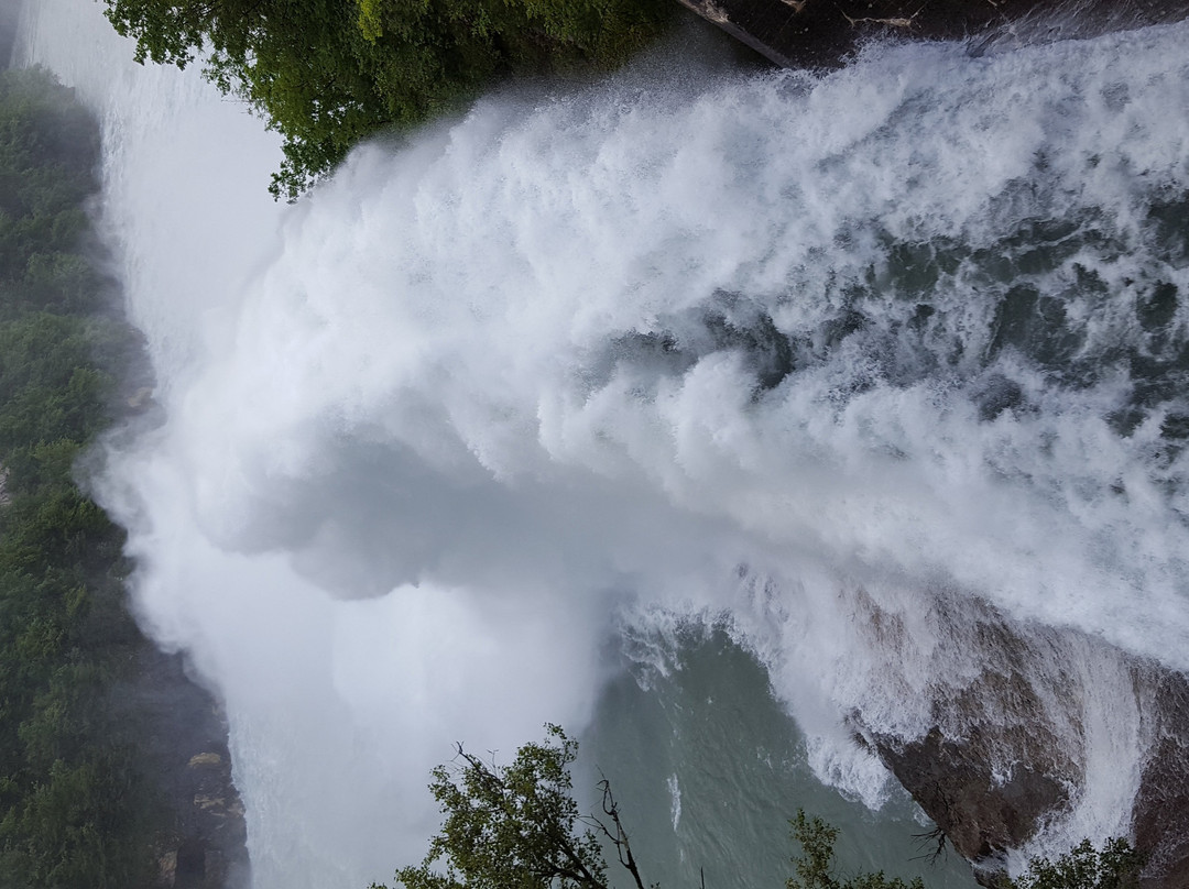 Injoux-Genissiat旅游攻略图片