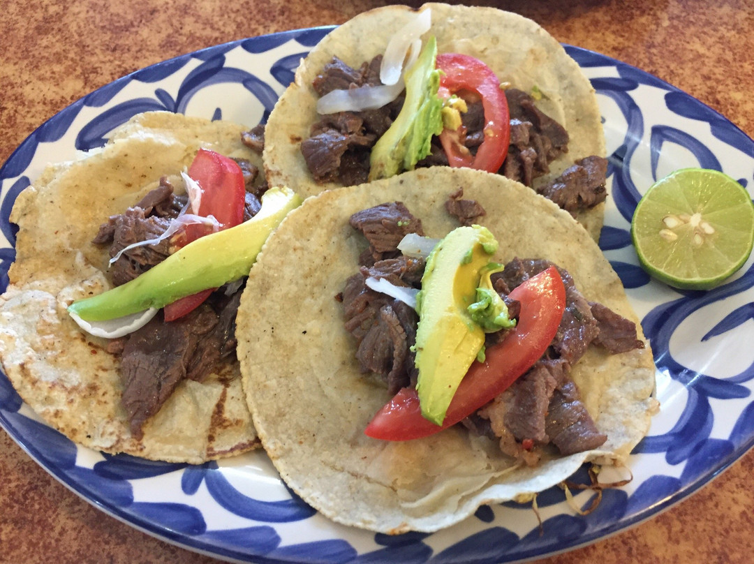 Huitzilac餐馆和美食-La Puerta de Tres Marias