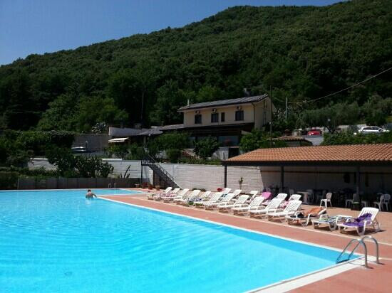Contursi Terme餐馆和美食-Agriturismo il Giardino