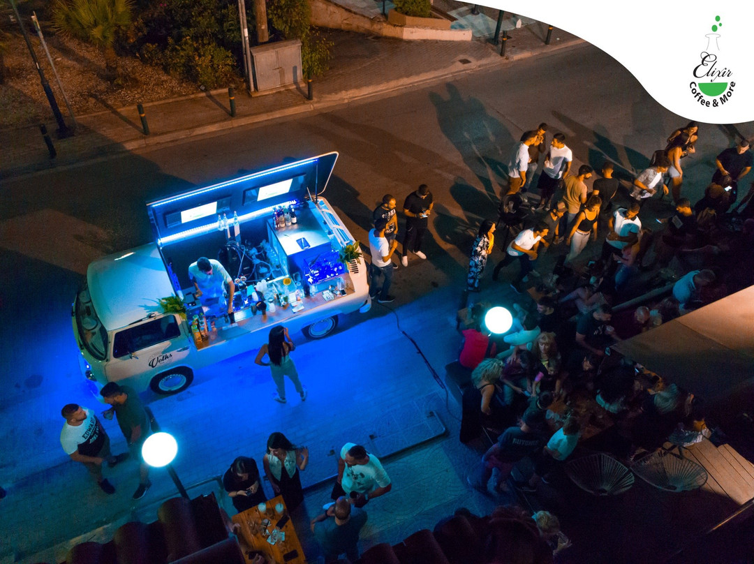 Agii Apostoli餐馆和美食-Elixir coffee n' more