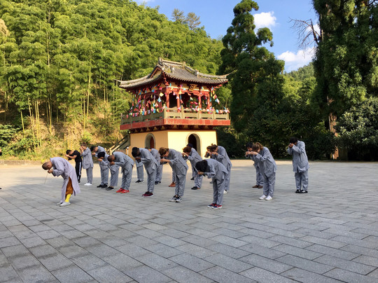 Trendy Adventurer-杭州市必去景点