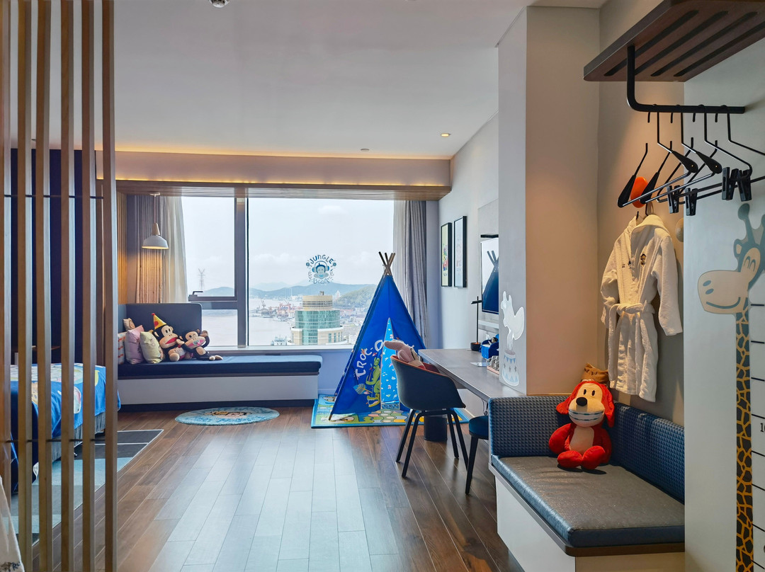 舟山定海智选假日酒店主图