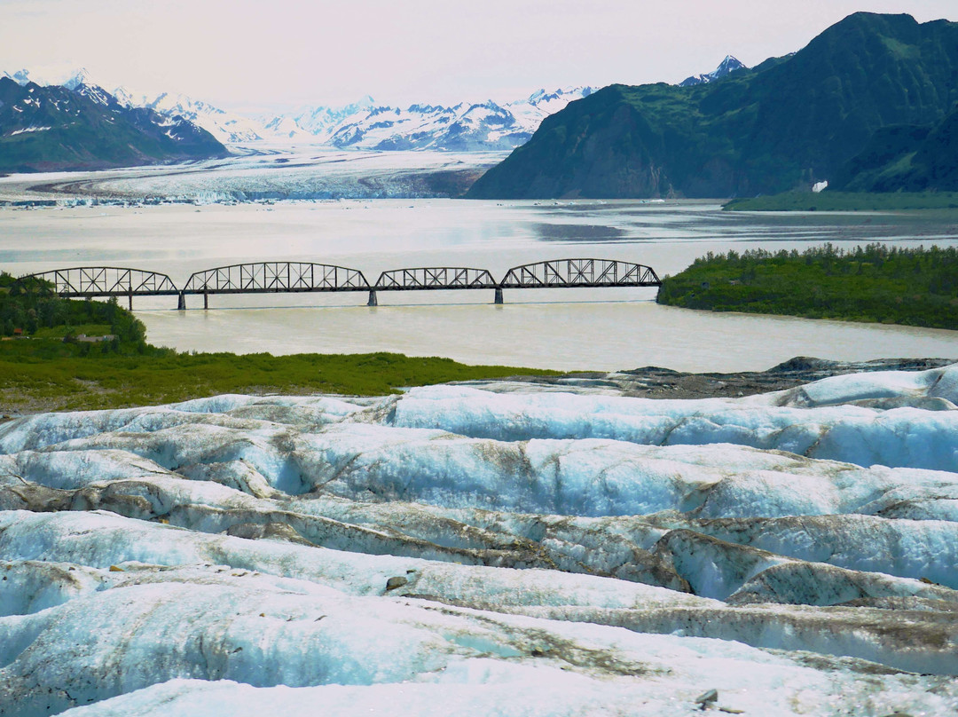 Childs Glacier Adventures & Shuttle景点图片