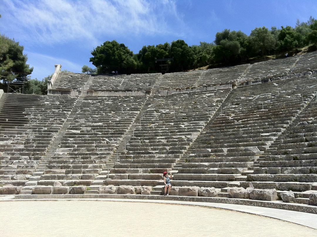The Ancient Theatre of Epidaurus-埃皮达鲁斯必去景点