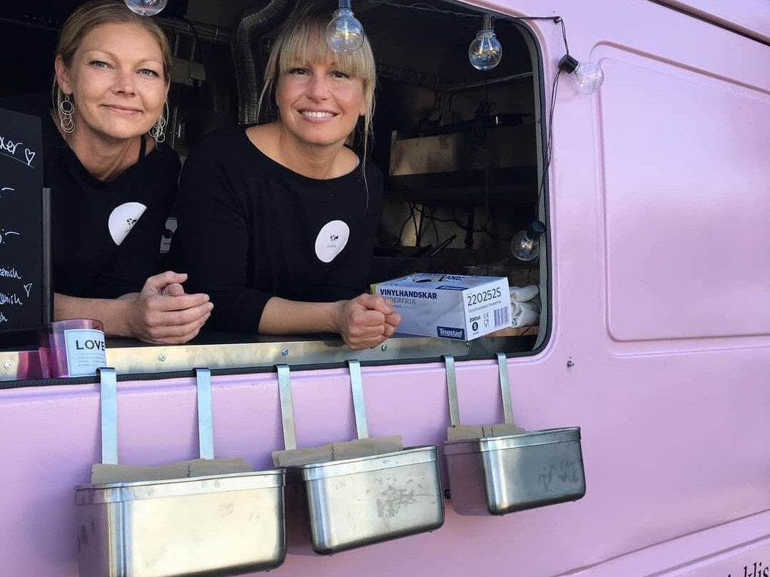 Pinklish Food Truck