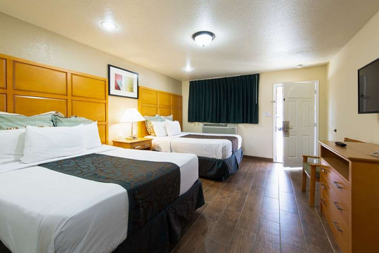Signature Inn Merced Yosemite Parkway主图