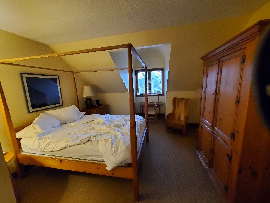 New Harmony Inn Resort & Conference Center主图