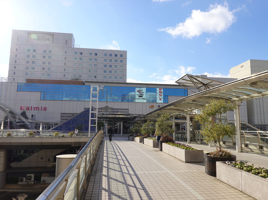 Toyohashi Station East Exit Square Pedestrian Deck景点图片