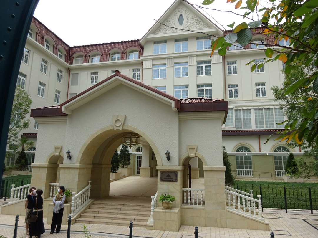 Takarazuka Hana no Michi-宝冢市必去景点