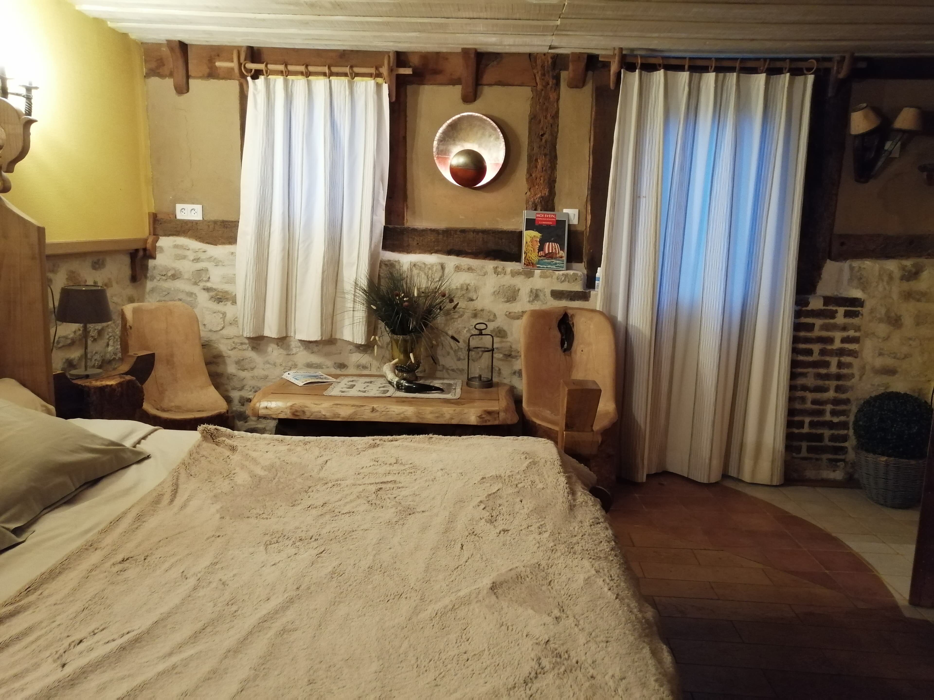 Les Chambres de Pontfol-官方