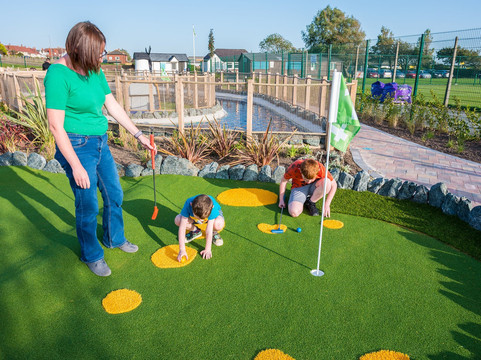 Fairhaven Adevnture Golf-Lytham St Anne's必去景点