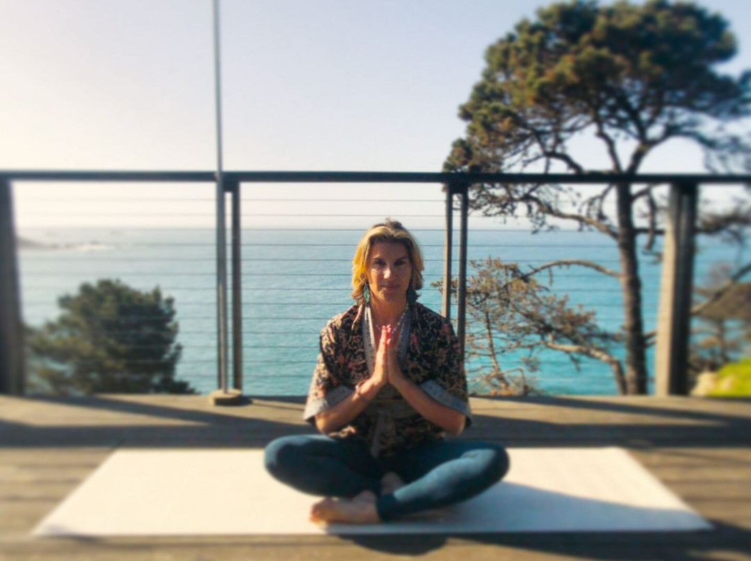Unbeaten Path Tours & Yoga景点图片