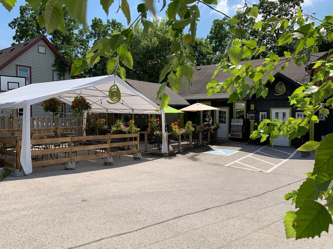 Haldimand餐馆和美食-Twisted Lemon