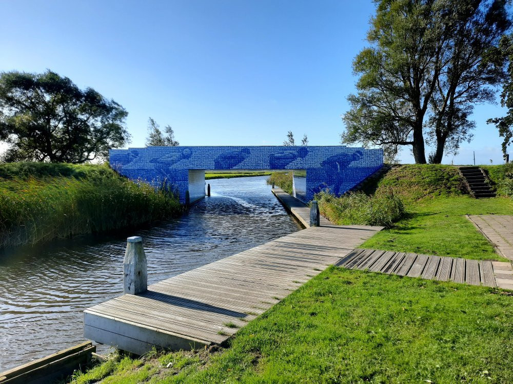 Elfstedenmonument Tegeltjesbrug景点图片