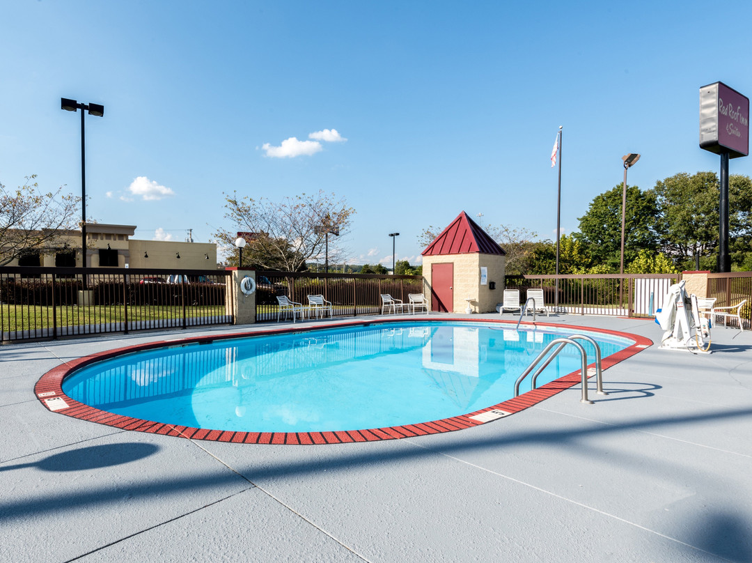 Red Roof Inn & Suites Clinton主图