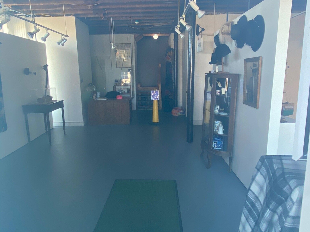 Tides Institute & Museum Of Art