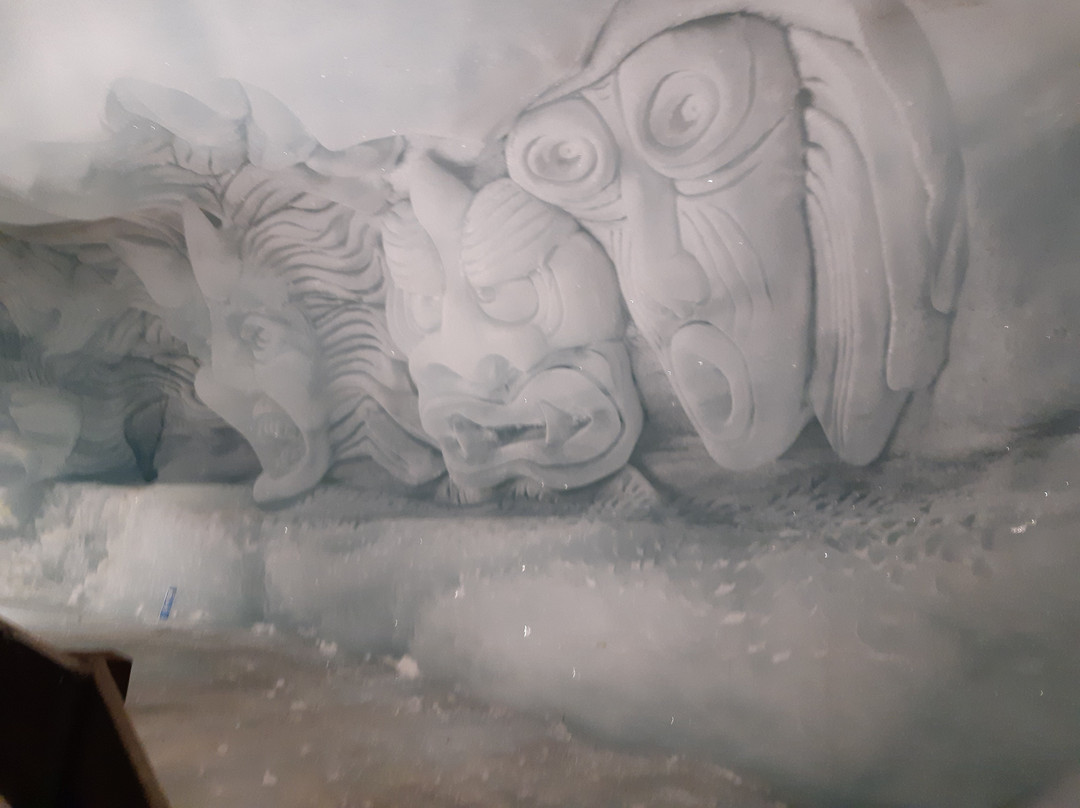 Ice Cave Allalin-萨斯费必去景点