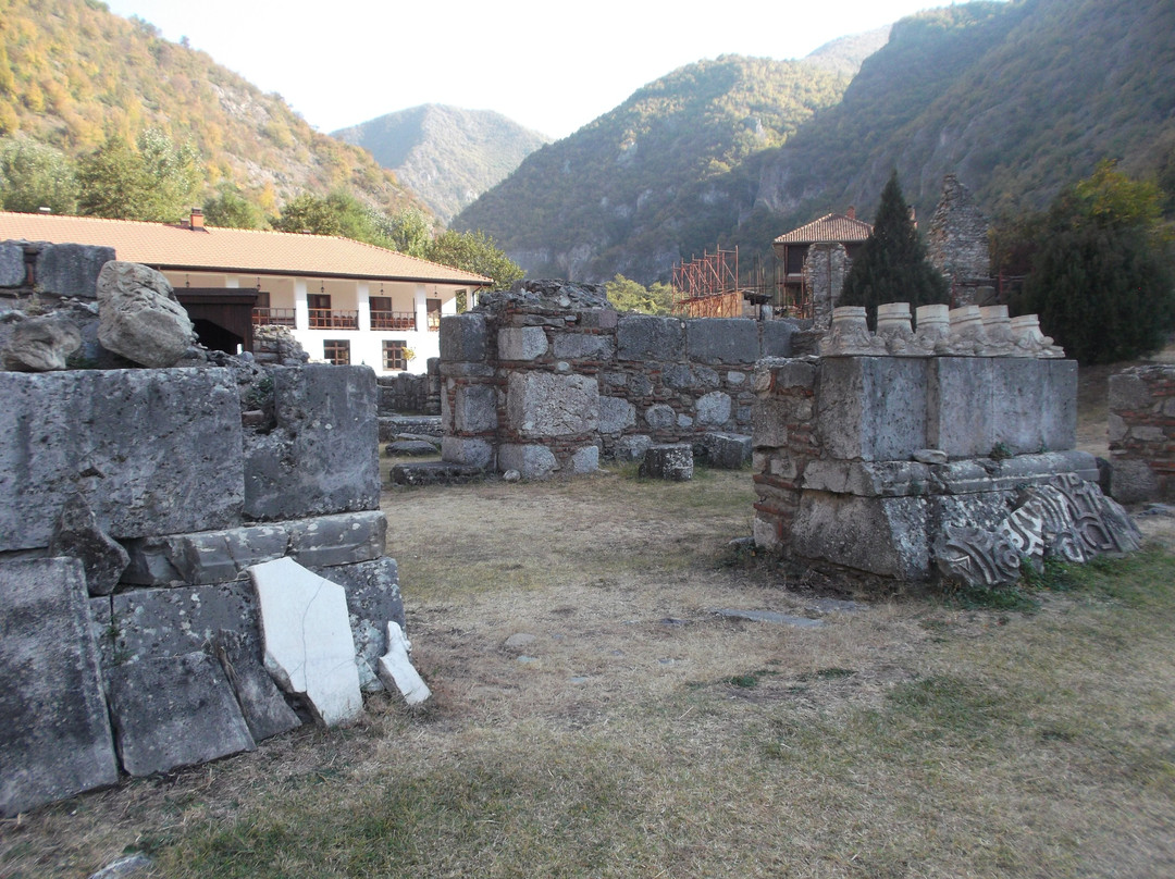 Holy Archangels Monastery-普里兹伦必去景点