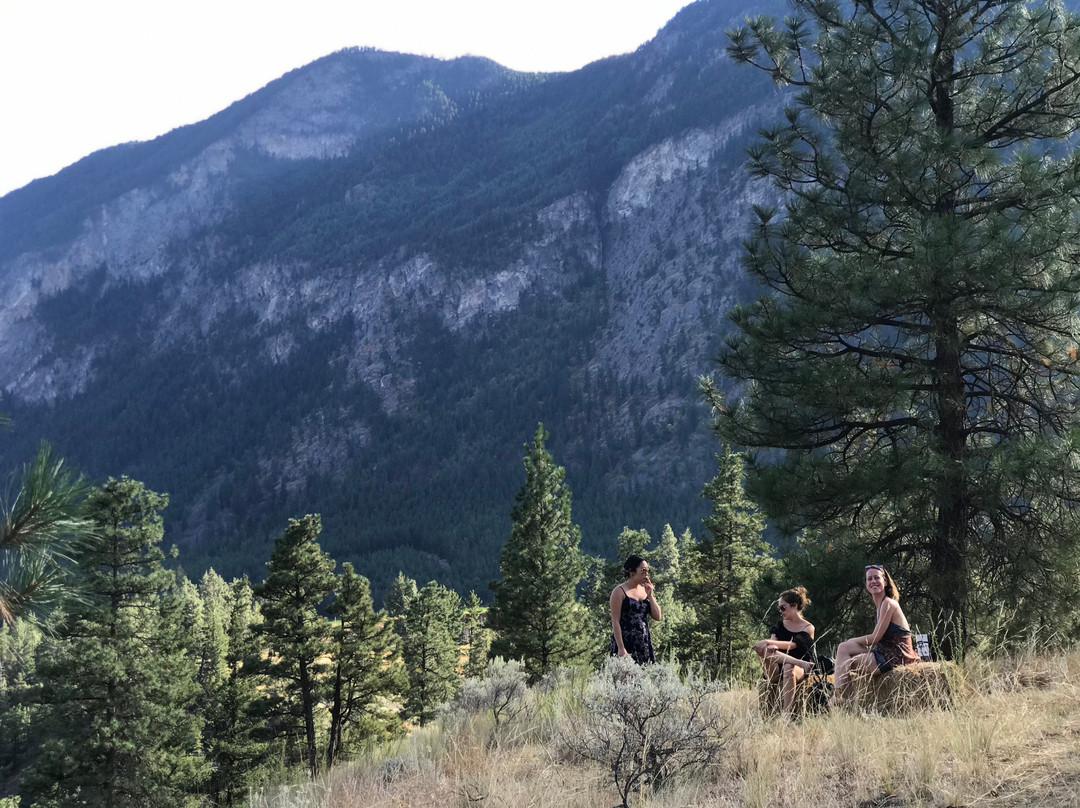 Cliff and Gorge Vineyards-Lillooet必去景点