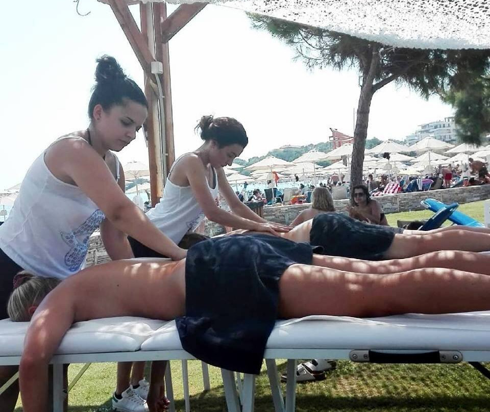 Chakras Day Spa Boutique & Wellness Center-Voula必去景点