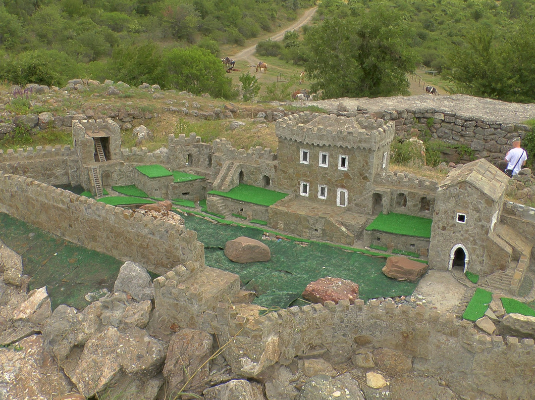 Funa Fortress-Luchyste必去景点