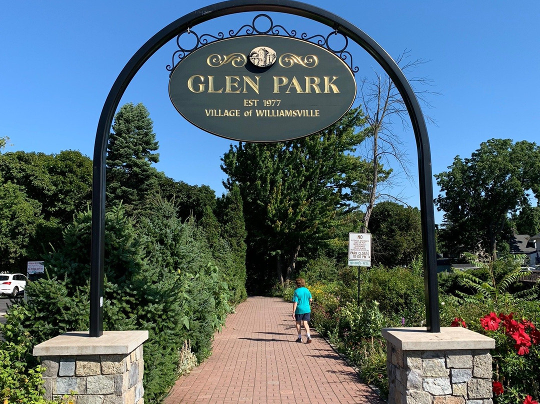Amherst Veterans Memorial景点图片