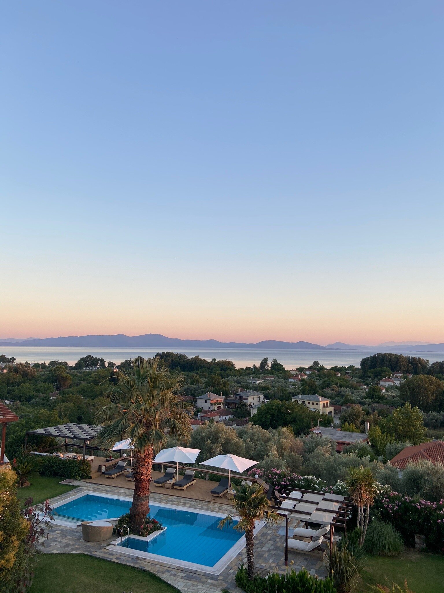 Iakovaki Suites & Spa-官方