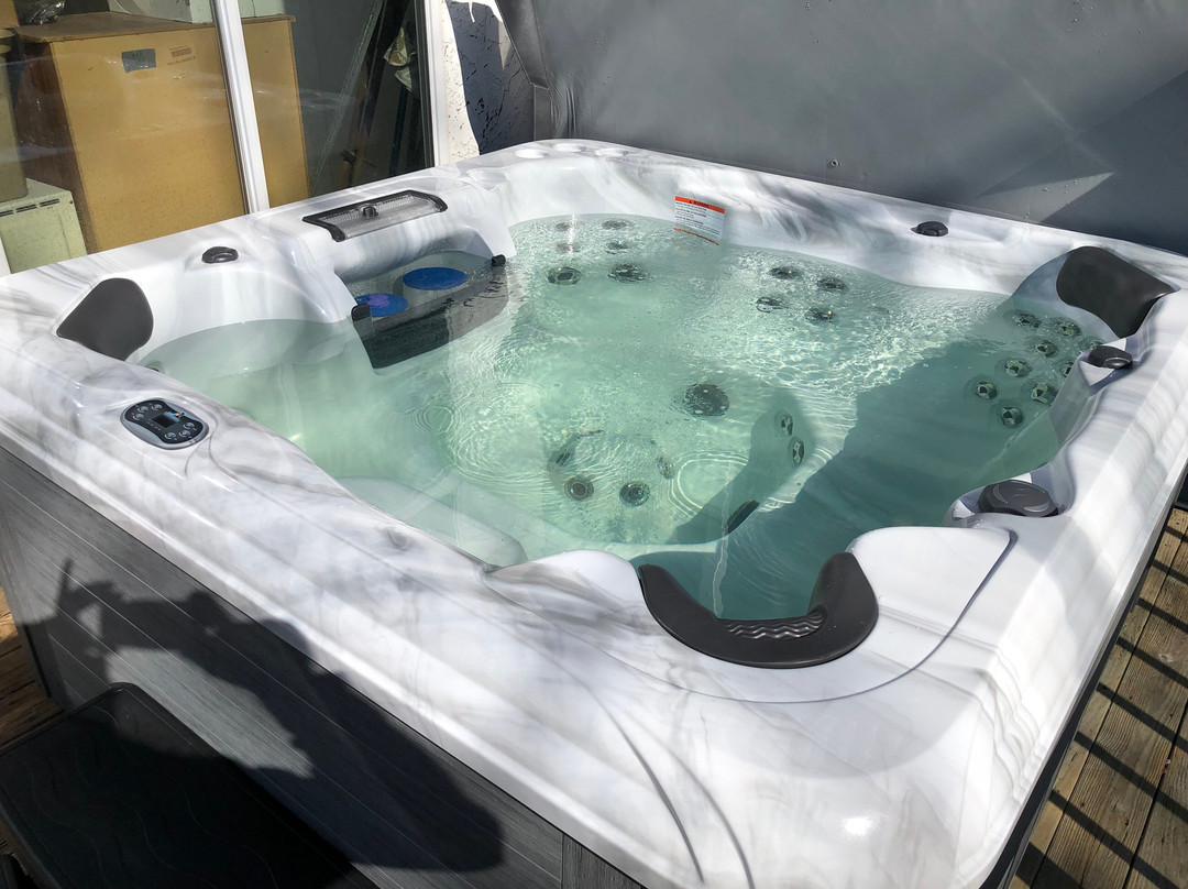 Alexander's Landing主图