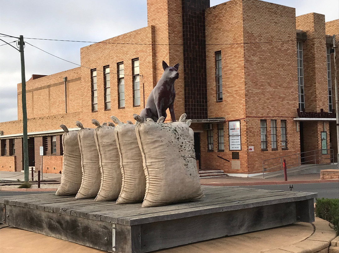 Federation Place Sculptures-Warracknabeal必去景点