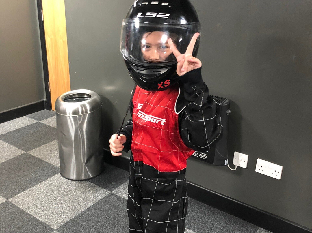 TeamSport Indoor Go Karting Harlow景点图片