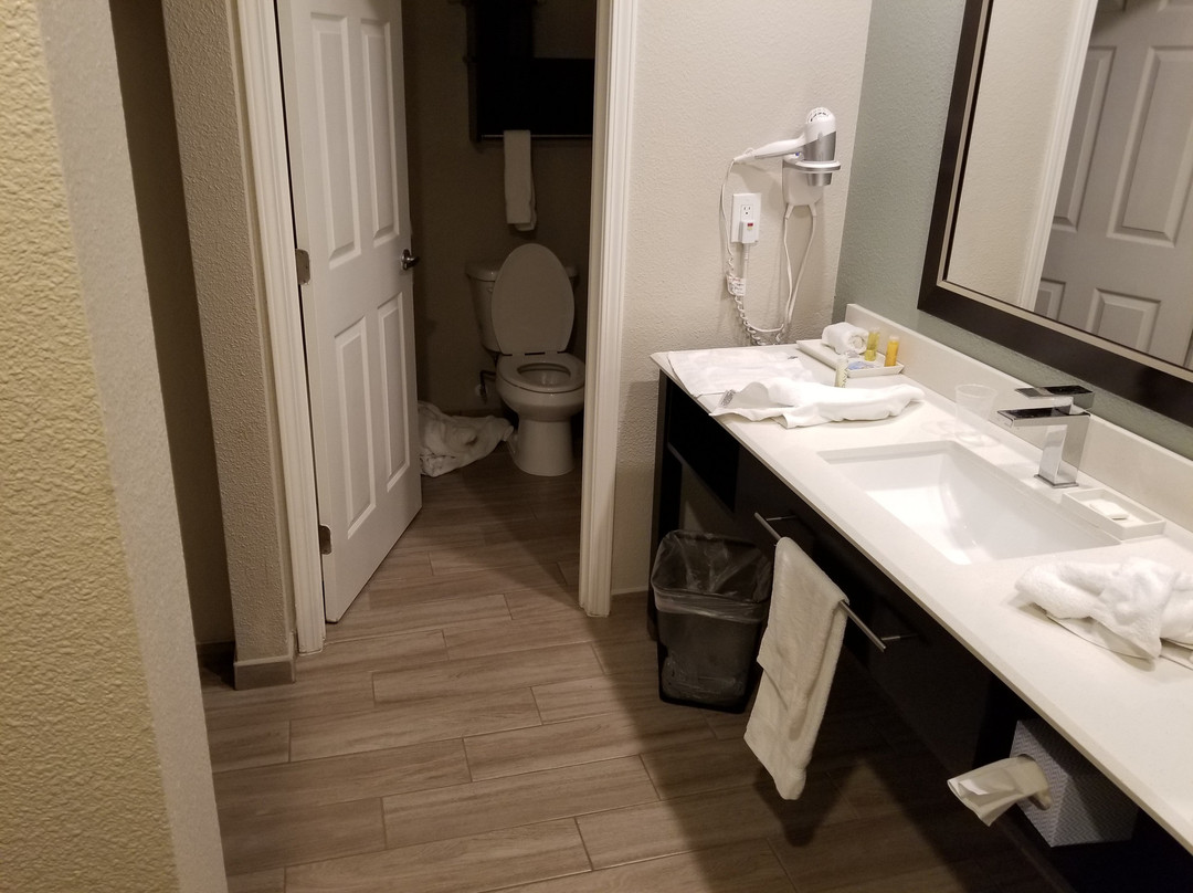 约塞米蒂西门旅馆主图