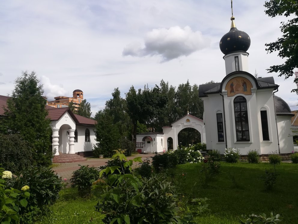 Temple of Martyrs of Podolsk-Shishkin Les必去景点