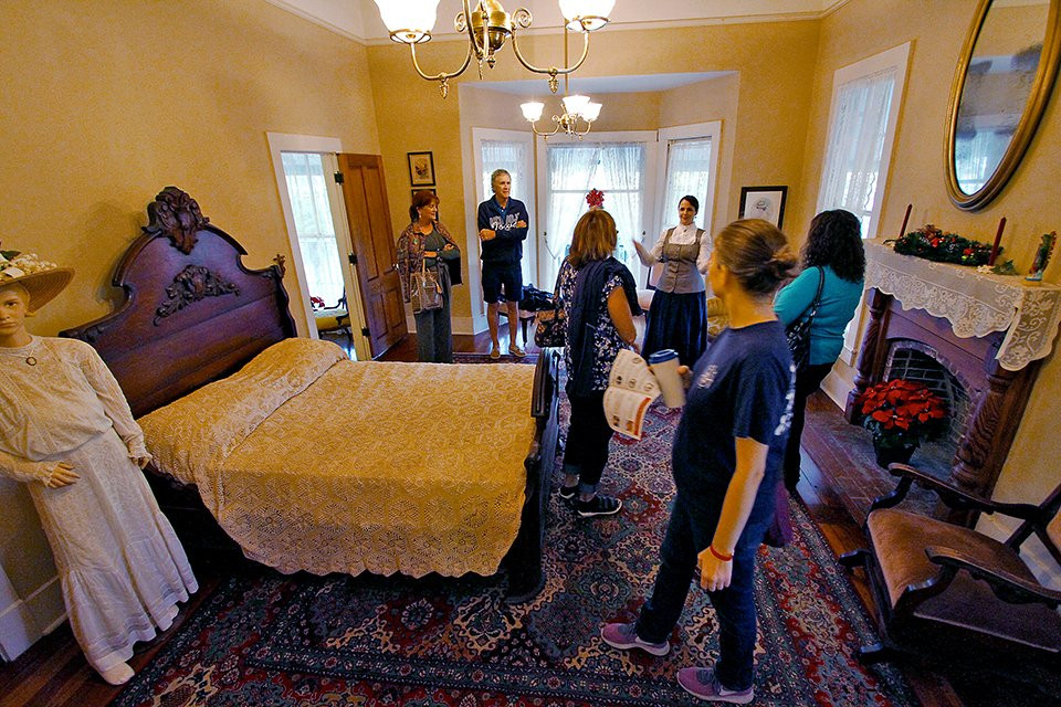 Safford House Museum-塔彭斯普林斯必去景点