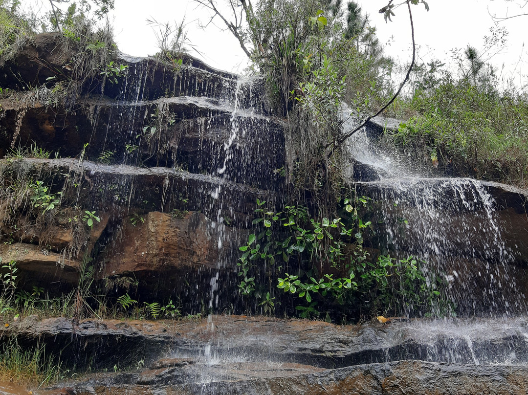Chuveirinho Waterfall景点图片