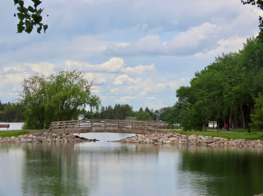 Henderson Lake Park景点图片