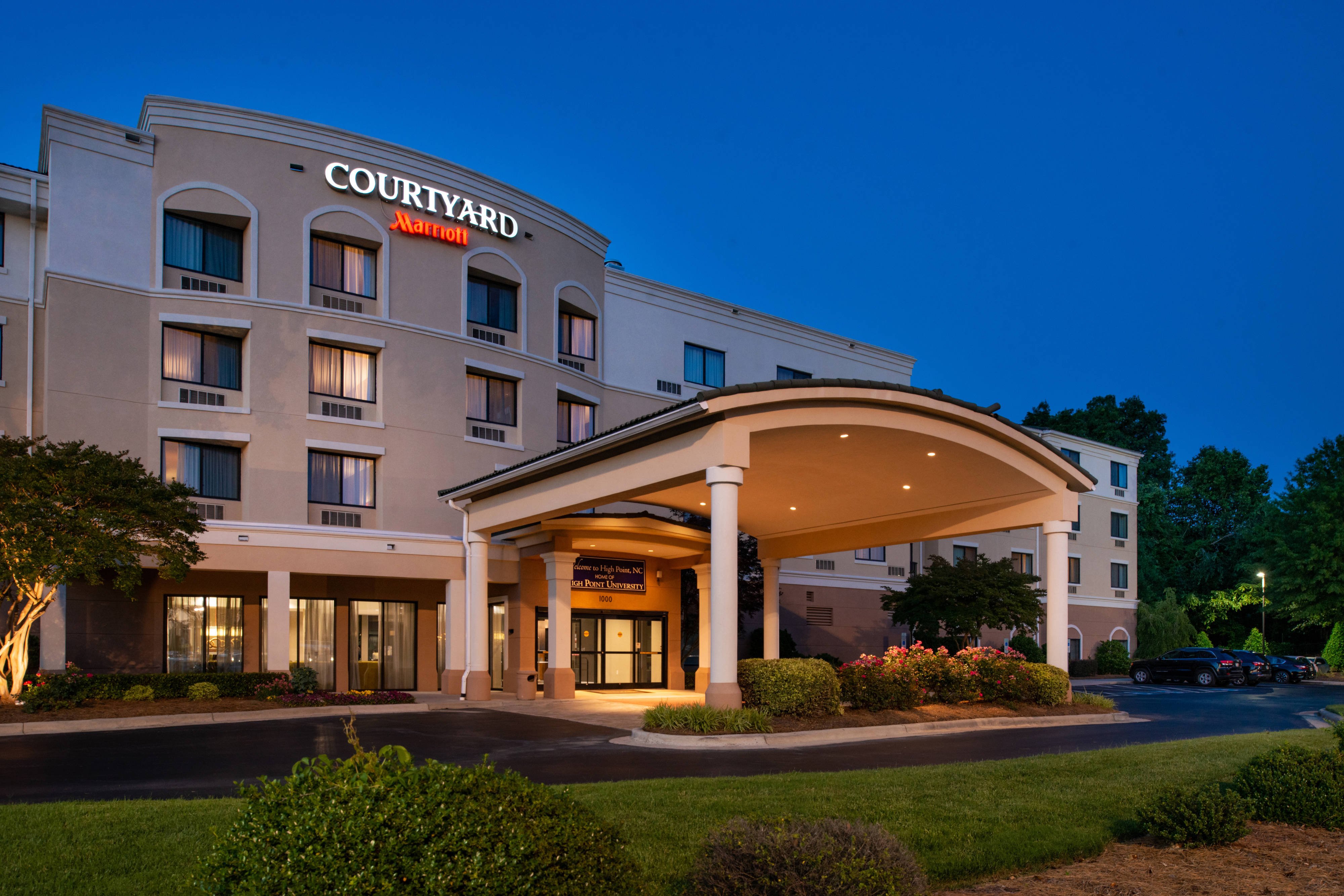 Courtyard High Point-官方