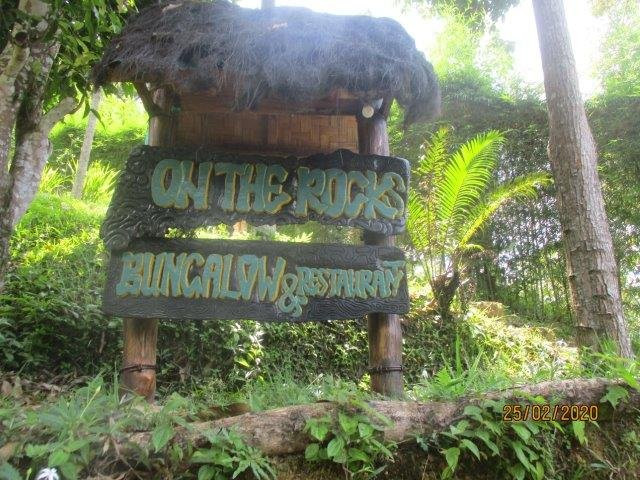 On the Rocks Bungalow & Restaurant主图