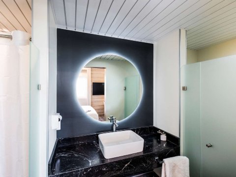 宜必思托雷翁-官方