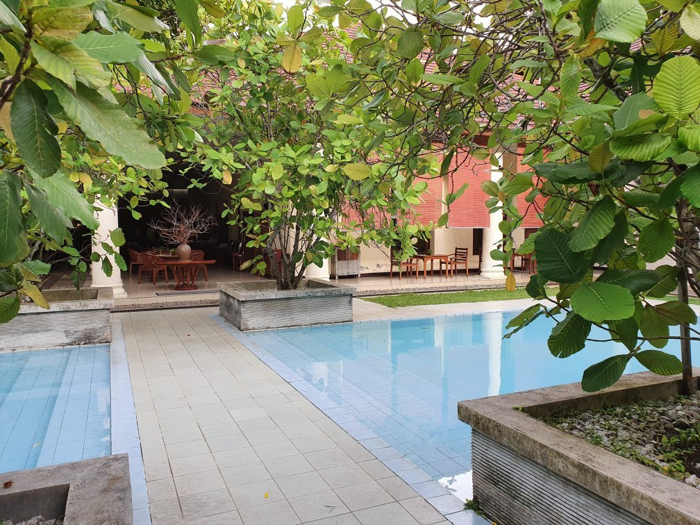 碧丽彤酒店俱乐部主图