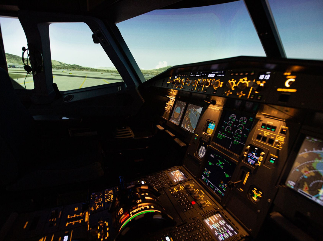 Ilioupoli旅游景点-The Pilot Center