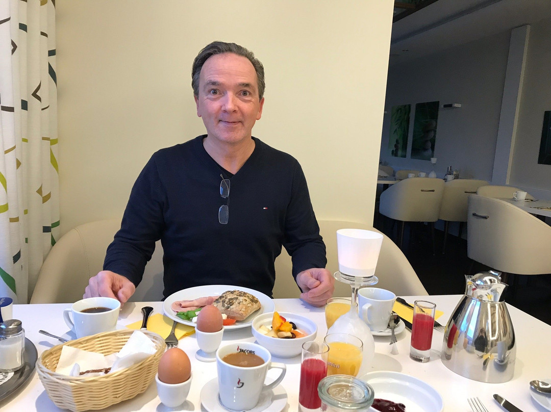 莱茵城市俱乐部酒店主图