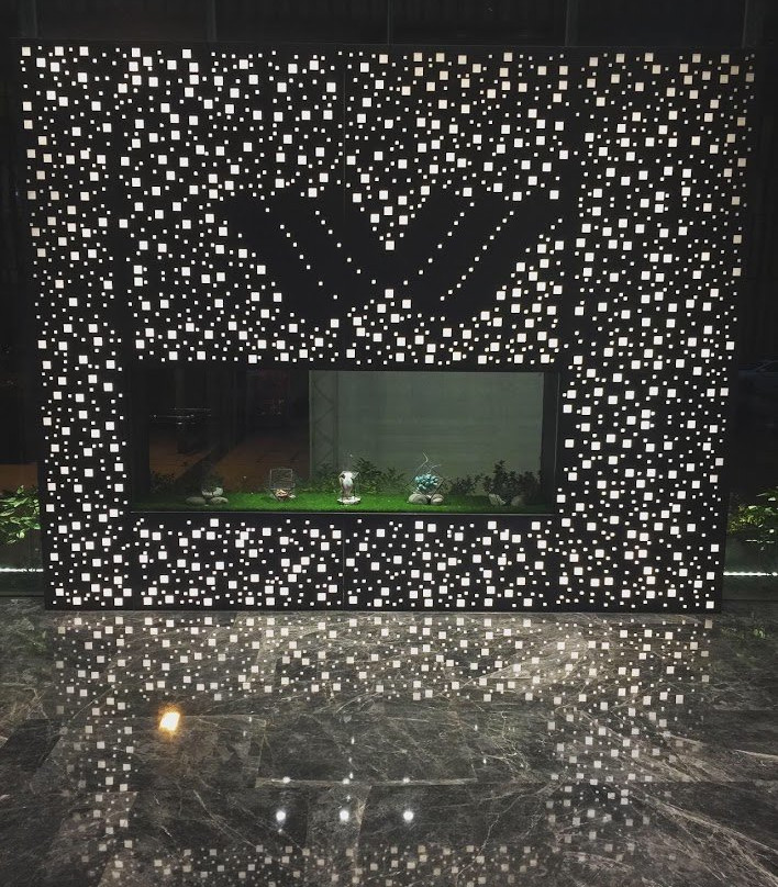 紫百合酒店主图