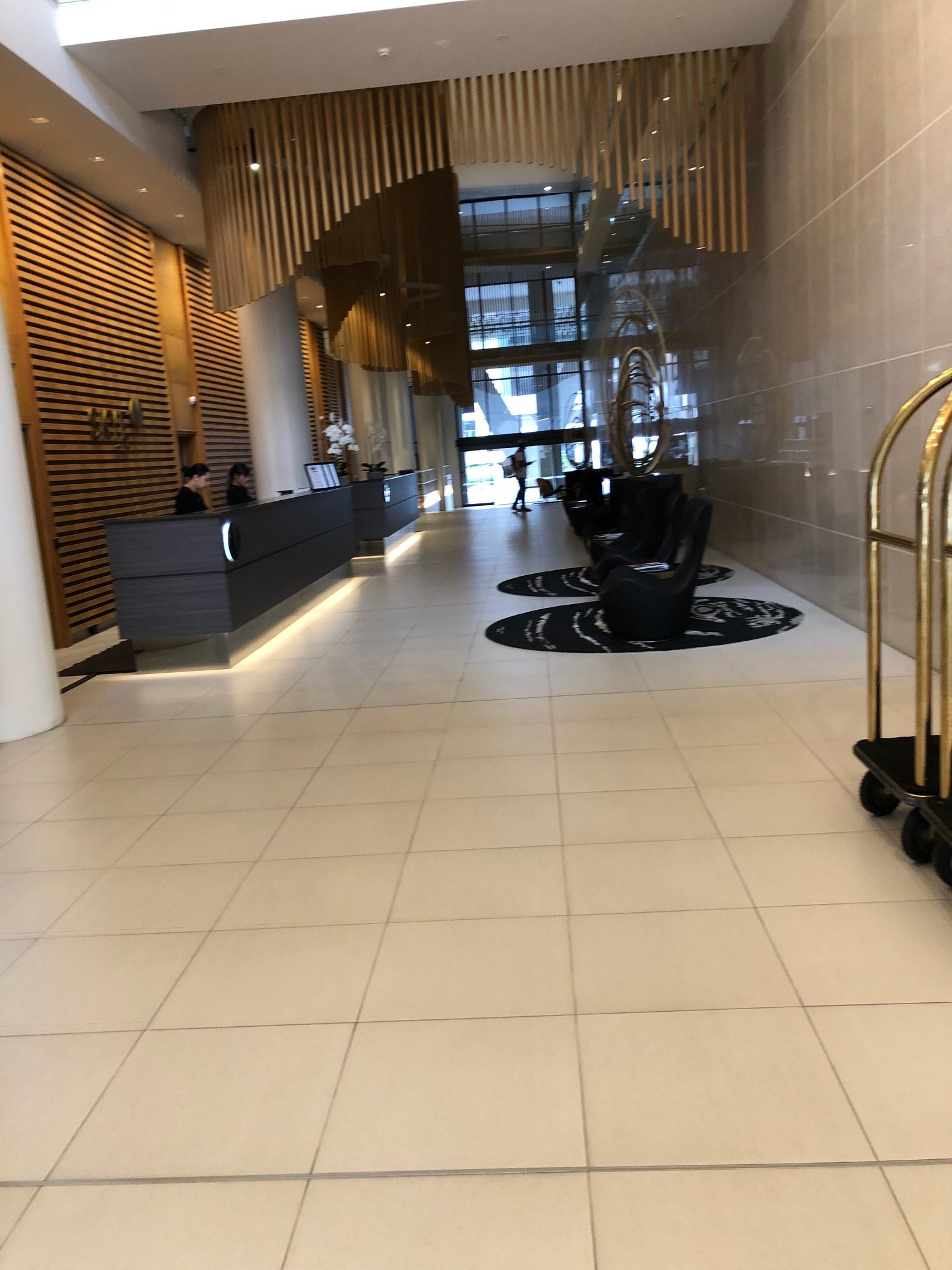 SKYE Hotel Suites Parramatta-浴室