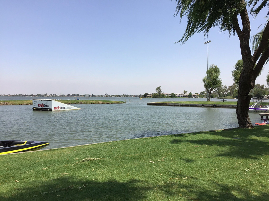 Mulwala Water Ski Club-Mulwala必去景点