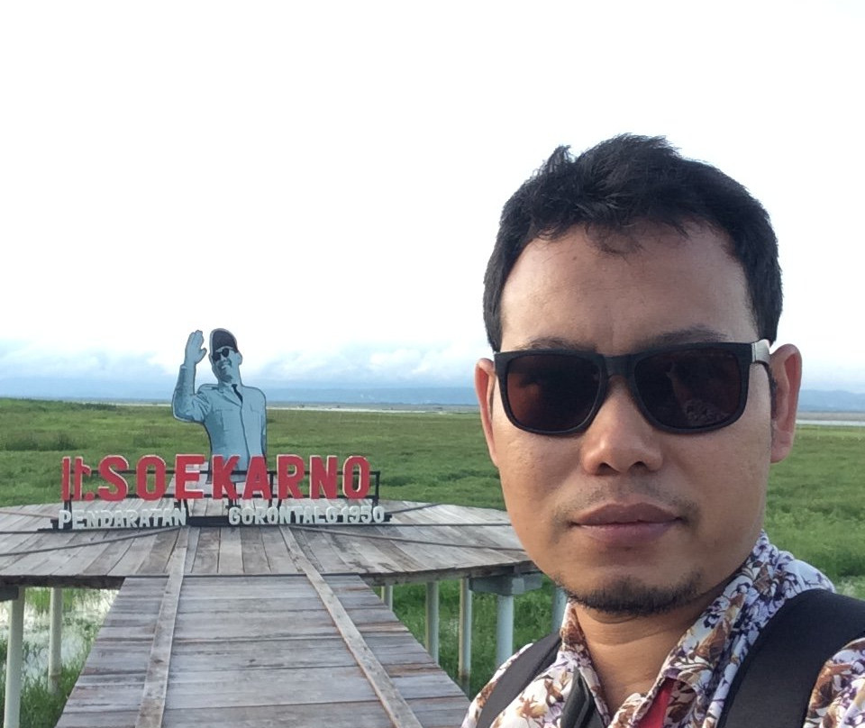 Eljie Hotel Limboto主图