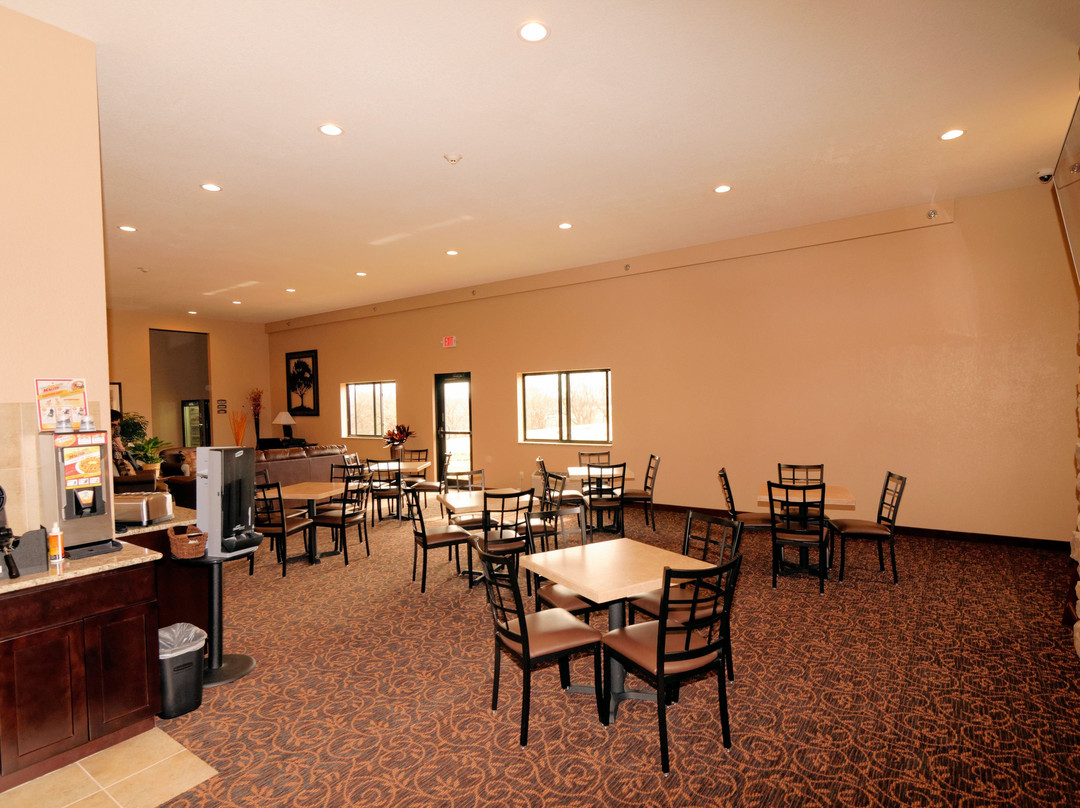 Cobblestone Inn & Suites - Denison | Oak Ridge主图