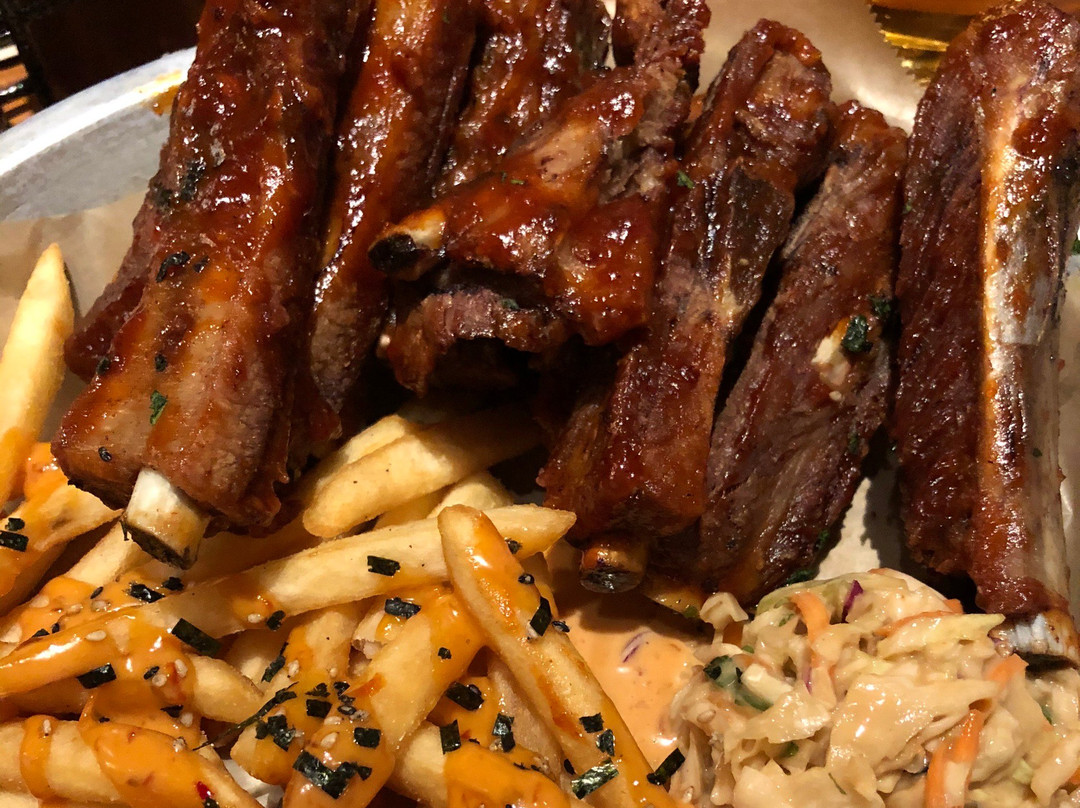 Lazy Dog Restaurant & Bar