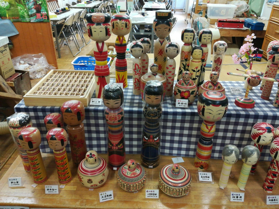Tsugaru Kokeshikan-黑石市必去景点