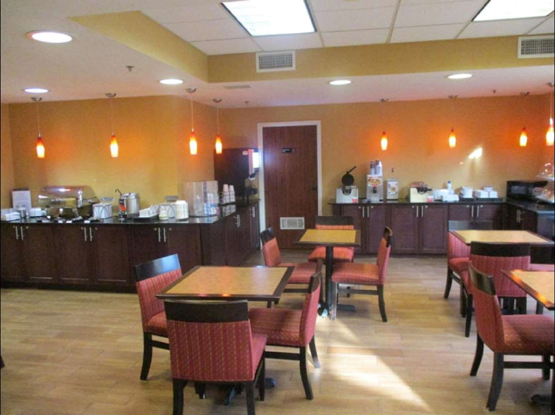 SureStay Plus By Best Western Norman主图