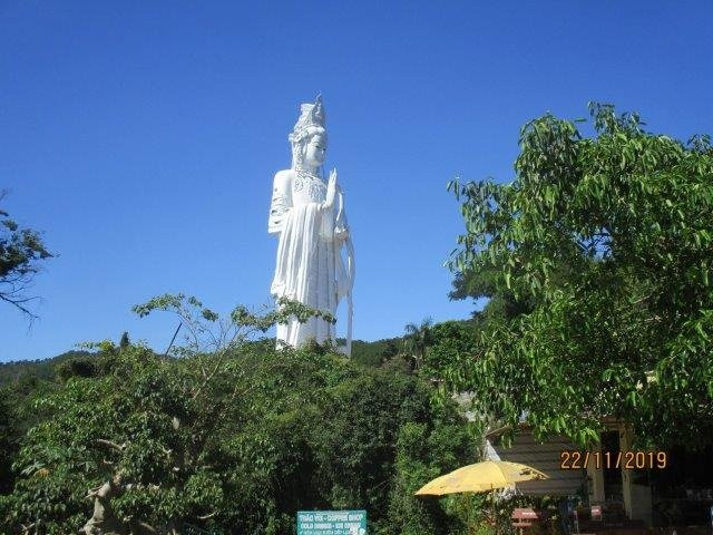 Linh An Pagoda景点图片